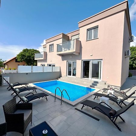 Holiday House "Sabine Green" Skrbčići Exterior foto